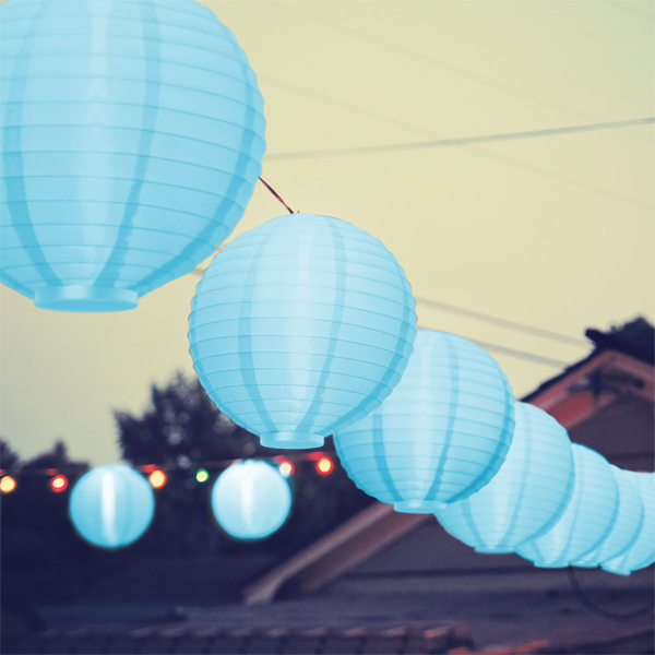 LED-es lampion 20 cm - Kék2 https://velizo.fr/termekkategoria/szepsegapolas-egeszseg/