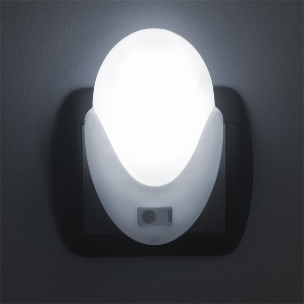 Phenom Éjszakai jelzőfény fényérzékelővel - 6x9,5x2,5 cm2 https://velizo.fr/termekkategoria/szepsegapolas-egeszseg/