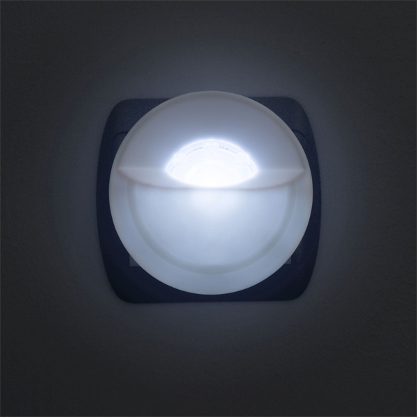 Phenom LED-es forgatható fejes irányfény fényérzékelővel - 7 cm2 https://velizo.fr/termekkategoria/szepsegapolas-egeszseg/