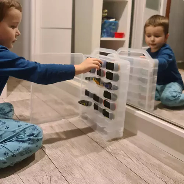 Átlátszó kisautó tároló doboz - 33x25x8,5 cm4 https://velizo.fr/termekkategoria/szepsegapolas-egeszseg/