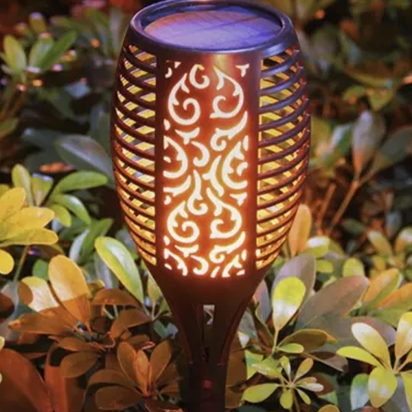 Kerti-napelemes-lampa-Faklya https://velizo.fr/termekkategoria/szepsegapolas-egeszseg/